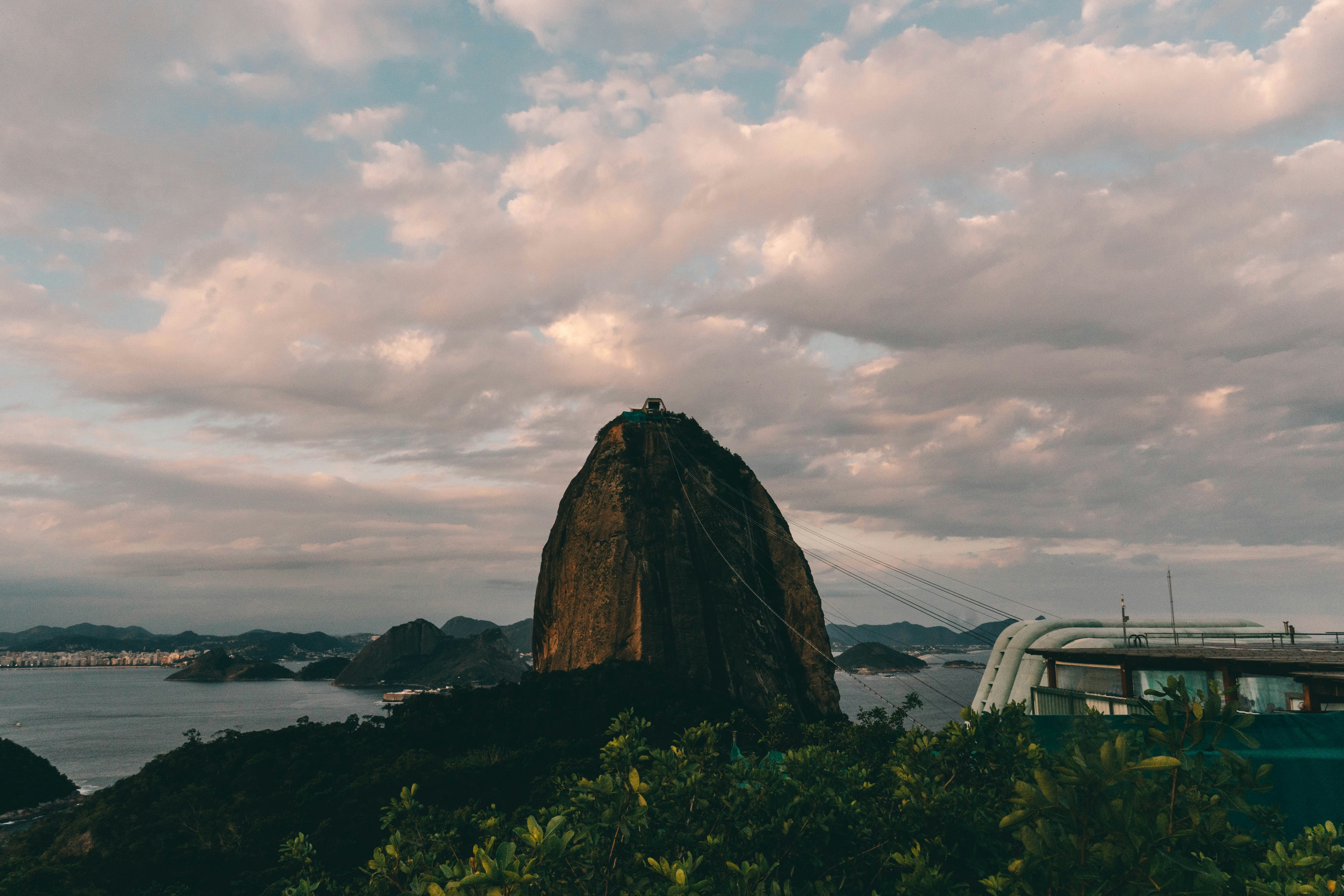 View over Rio de Janeiro from the hillside — live online Portuguese classes with native teachers at Go Fluent Academy